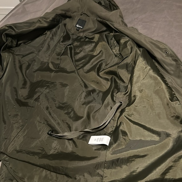 Reitmans Lightweight Spring and Fall Jacket - Picture 7 of 7